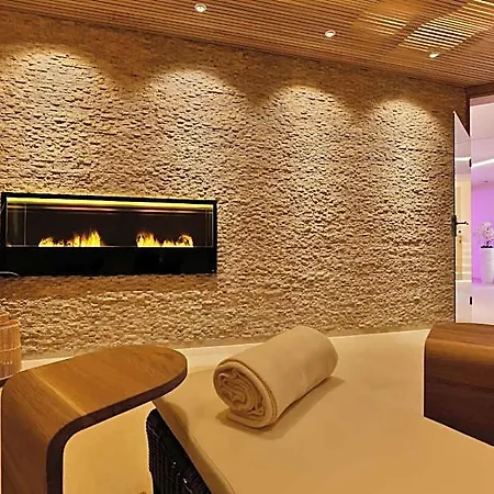 Hotel Uthland 3*