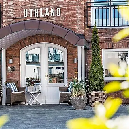 Uthland Hotel 3*