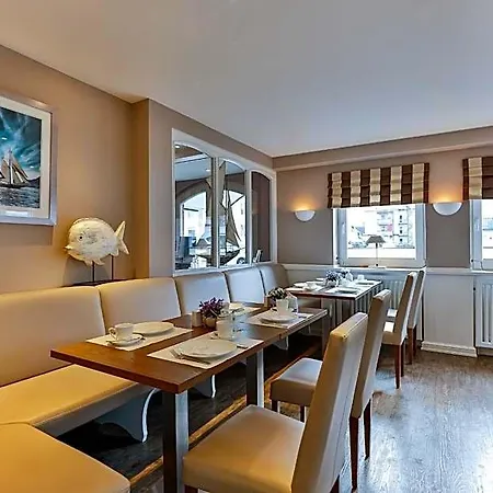 Uthland 3* Westerland