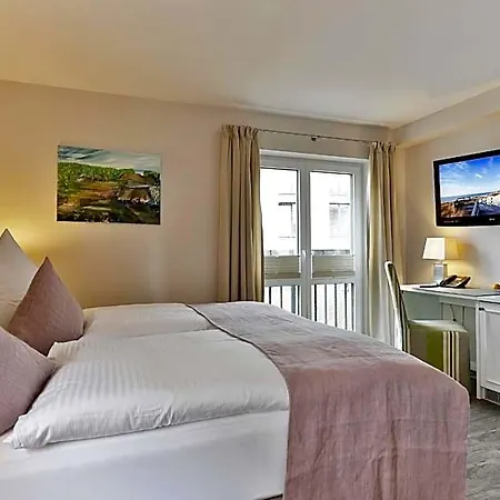 Uthland 3* Westerland