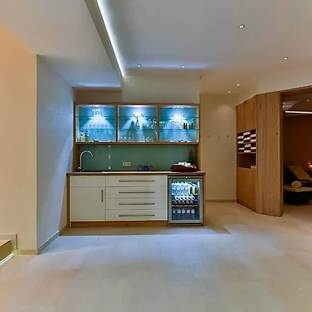 Uthland 3*