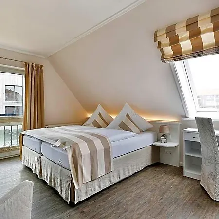 Uthland 3* Westerland