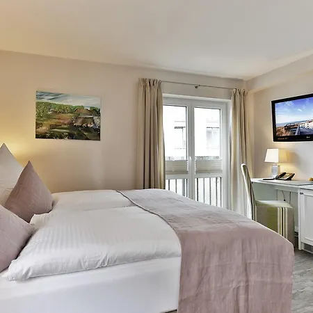 Hotel Uthland 3*